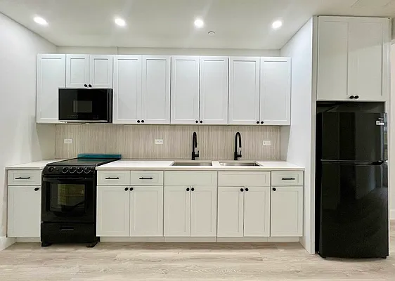 Rented by Arche Nest LLC | media 12