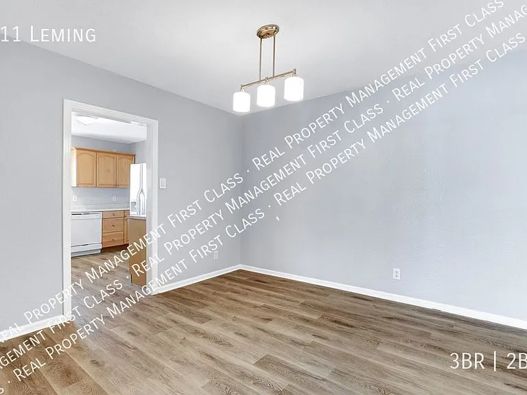 211 Leming Dr — Photo 6