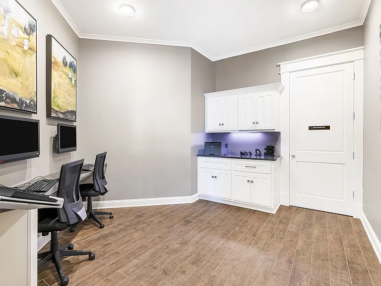 The Residences At New Longview — Photo 16