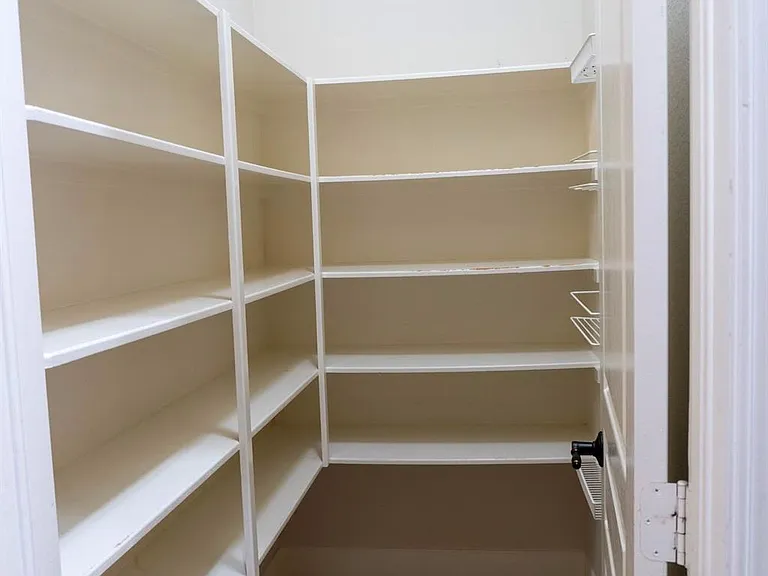 25614 Somerset Meadows Ct — Photo 13