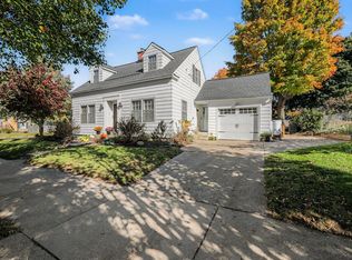 2050 Houseman Ave NE, Grand Rapids, MI 49505
