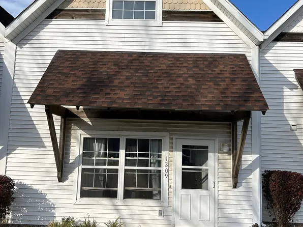 1209 10th Ave NW, Altoona, IA 50009