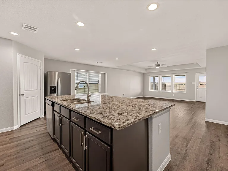 3302 Alberelli Dr — Photo 10