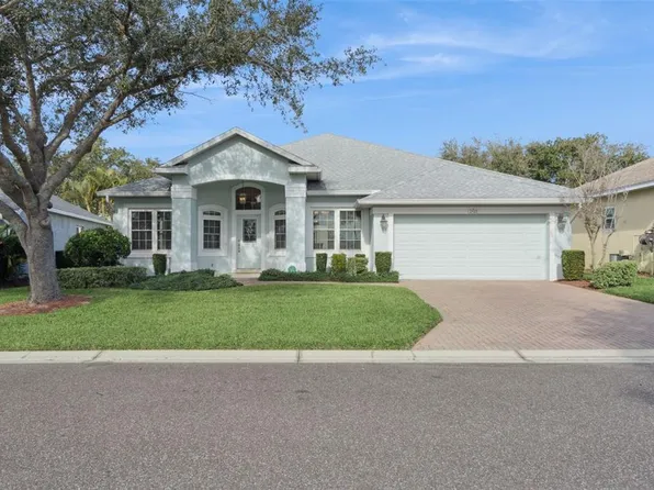 2925 Dayton Dr, Winter Haven, FL 33884