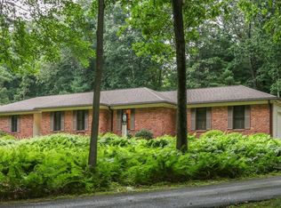 561 Frank Smith Rd, Longmeadow, MA 01106