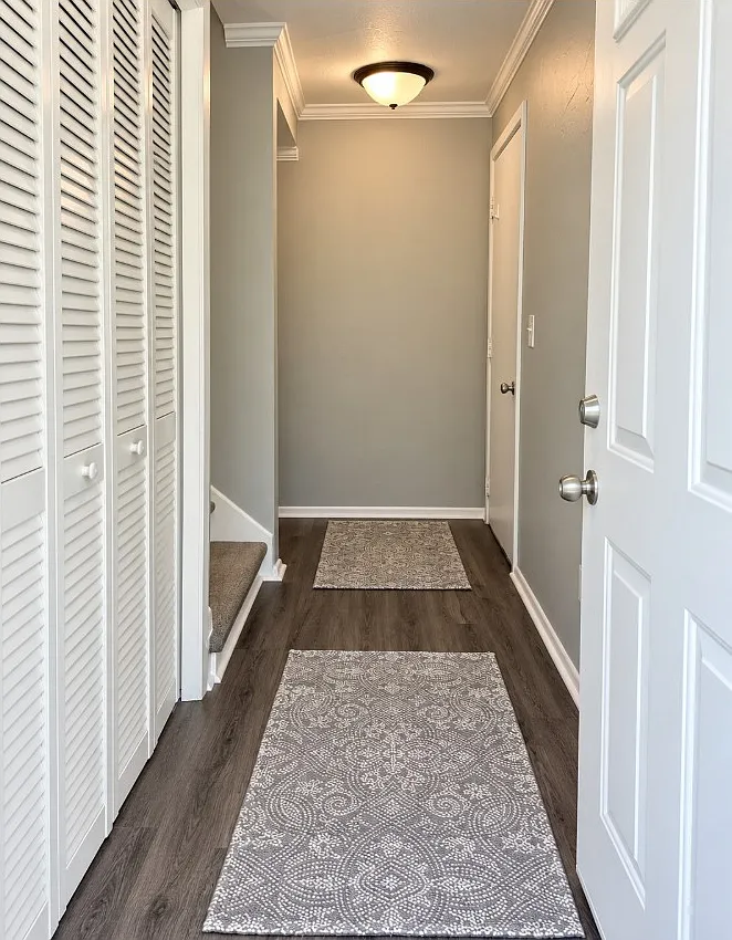 3 bed, 1348 sqft, $2,200 — Photo 3