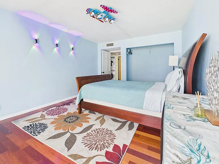 1400 Gulf Blvd #212 — Photo 16
