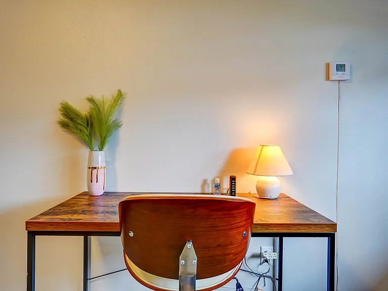S 94th Pl — Photo 9