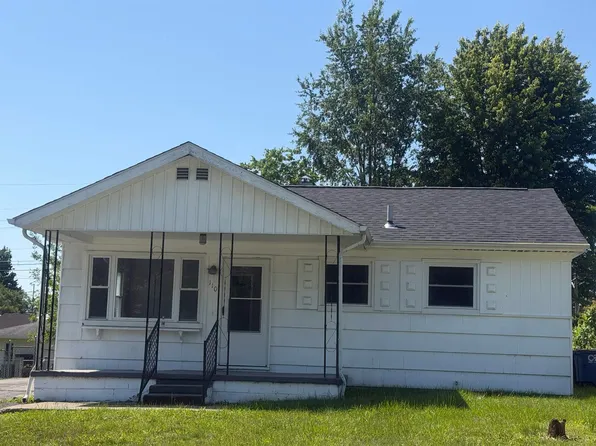 110 Forest Park Dr, Bedford, IN 47421