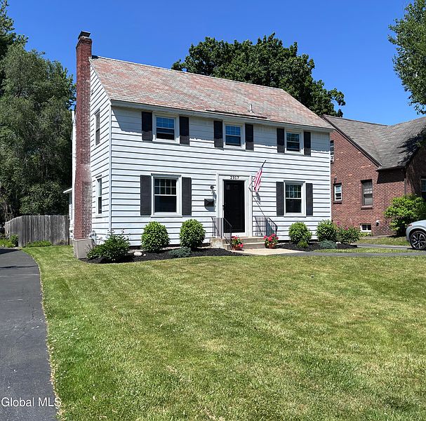2nd image of 2317 Barcelona Road