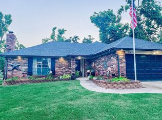 251 S Carolyn Dr, Choctaw, OK 73020