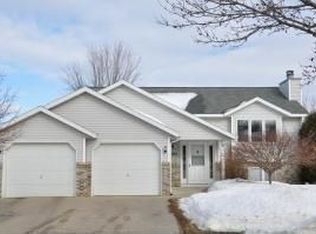 3525 Arbor Dr NW, Rochester, MN 55901