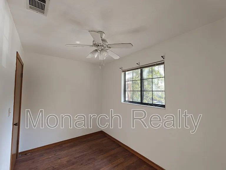 830 SW 56th Ter #830 — Photo 30