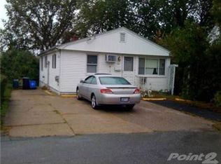 68 Sunset Ave, North Providence, RI 02911