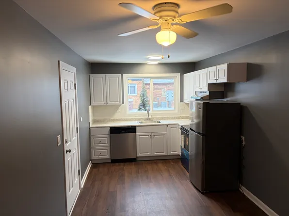 1100 9th St #1, Harvard, IL 60033