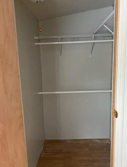 123 Crystal Ct — Photo 11
