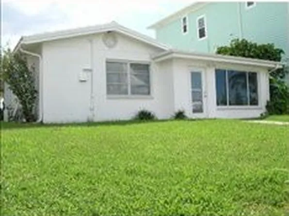 3907 Floramar Ter, New Port Richey, FL 34652