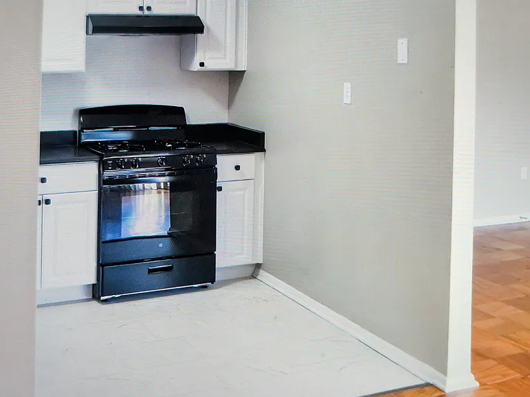 225 Francis L Cadden Pkwy #T3 — Photo 2