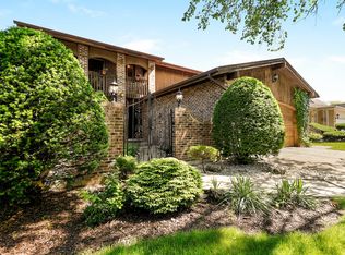 1604 Marguerite St, Park Ridge, IL 60068