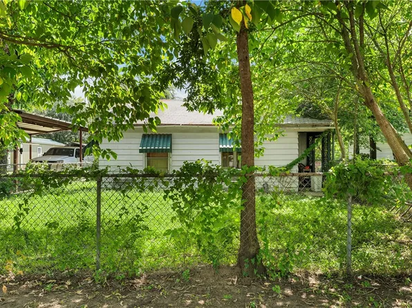 122 Cedar St, Waco, TX 76705