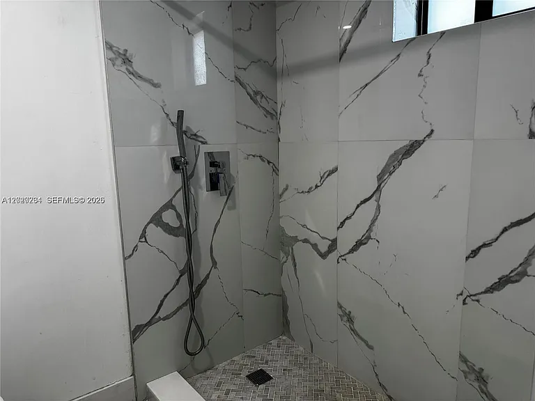 5420 W 21st Ct #110 — Photo 6