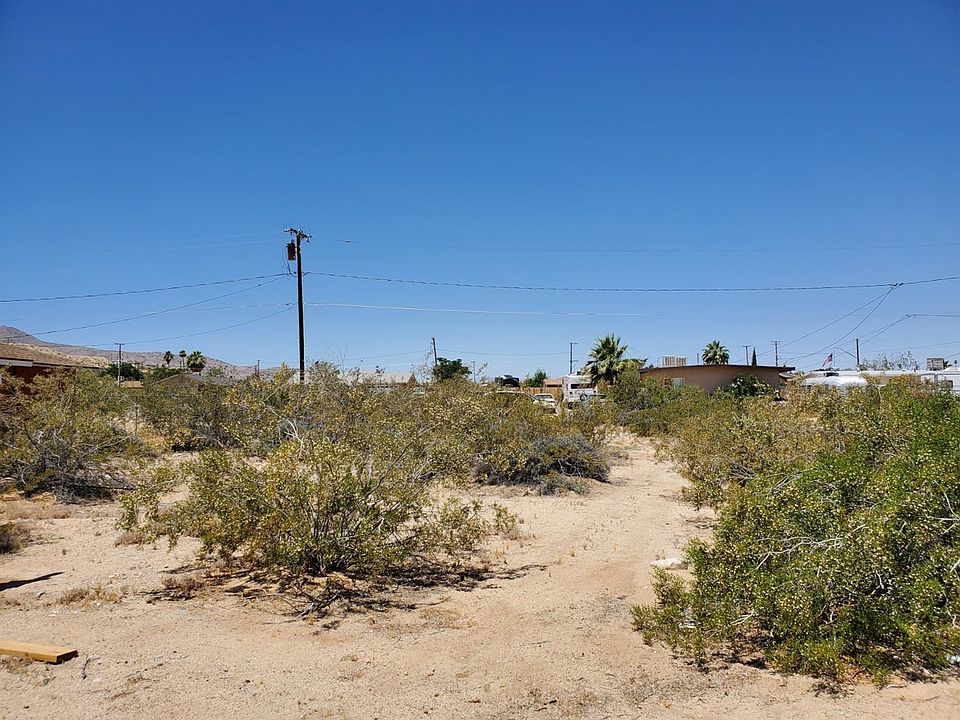 2nd image of Yucca Ave