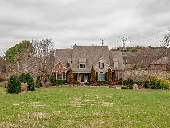 2nd image of 2304 Corinne Ct