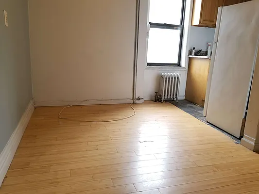 Rented by Dorit Avidar, LREB | media 4