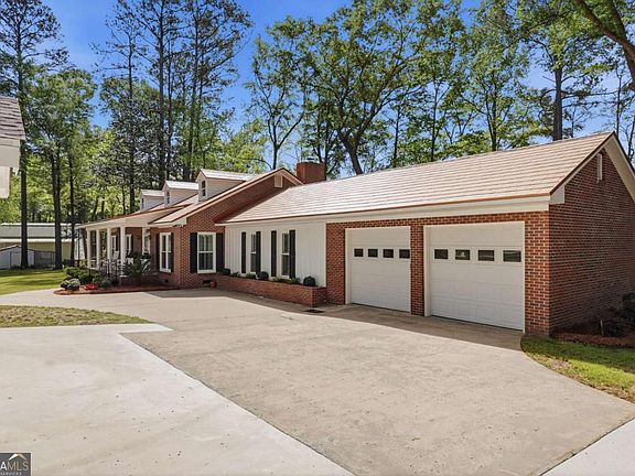 3rd image of 1044 Lewis Mill Lake Rd