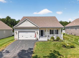 28 Torrey Pines Circle, Plaistow, NH 03865