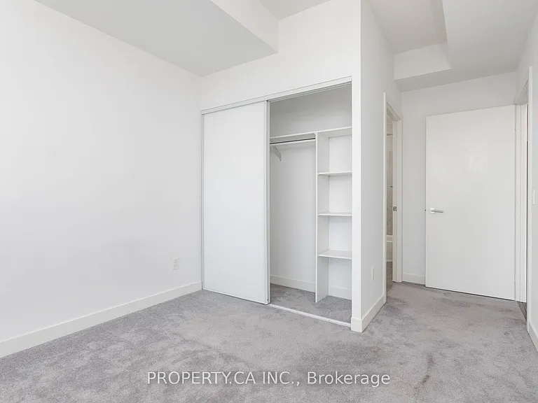 10 Wilby Cres #1102 — Photo 26