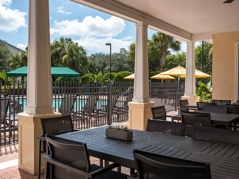 WINDSOR CLUB AT SEVEN OAKS — Photo 11
