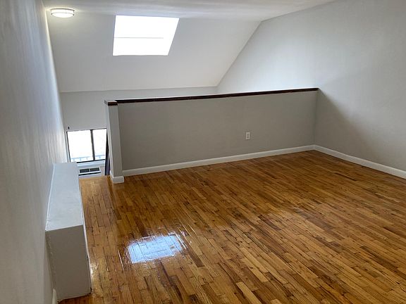 4th image of 63 Newberry Ave #5A