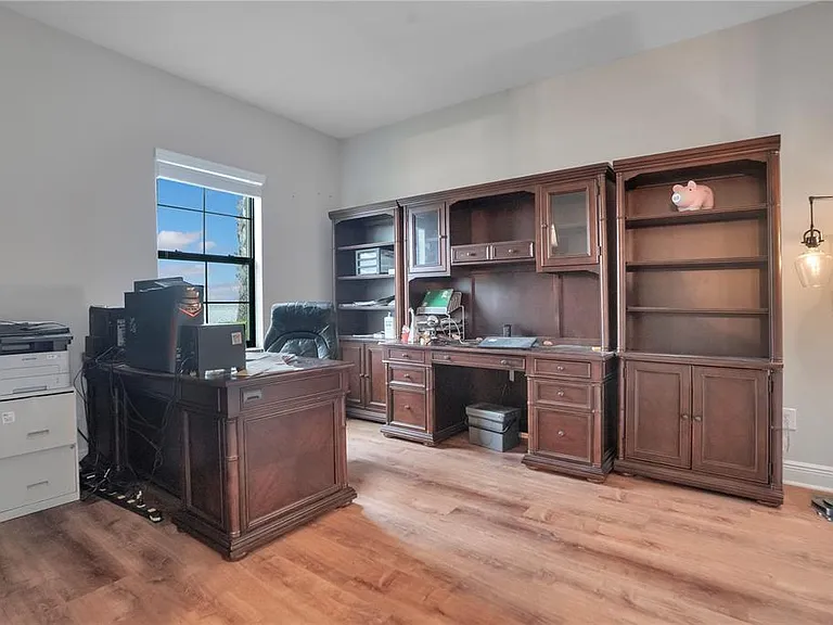 21914 Butterfly Kiss Dr — Photo 33