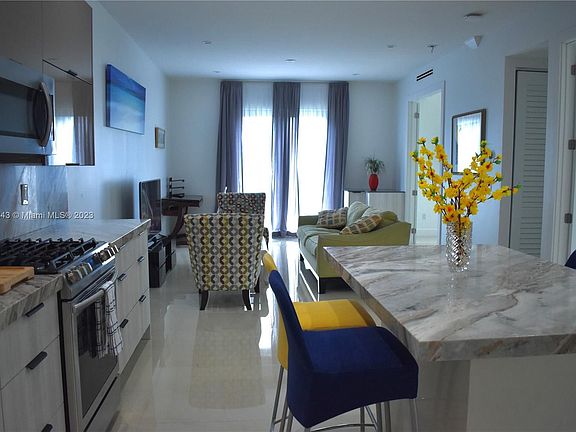 2nd image of 262 Basin Dr #262