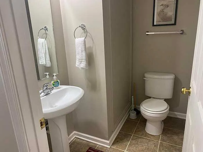22 Ashley Ct — Photo 6