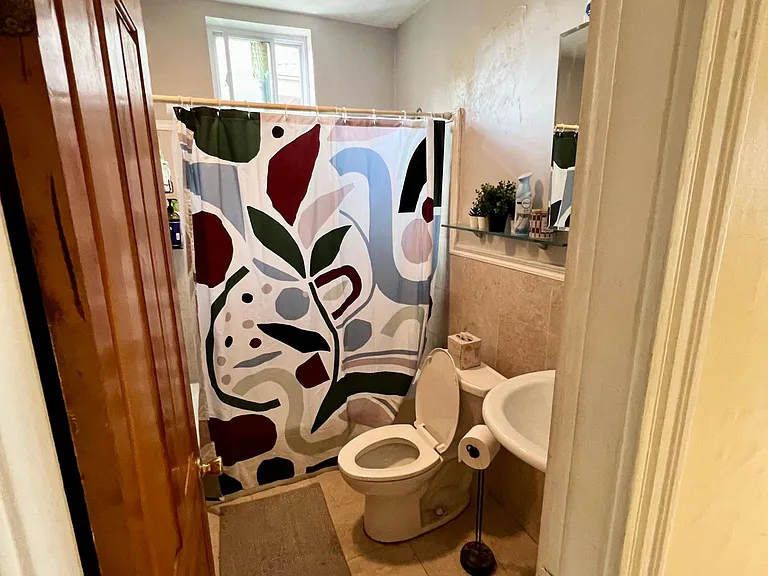 4 Deer St #2 — Photo 8