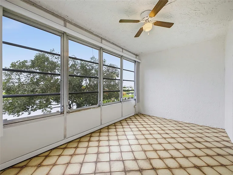 14623 Bonaire Blvd #405 — Photo 23