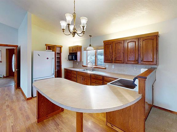 4th image of 2601 Buell Rd