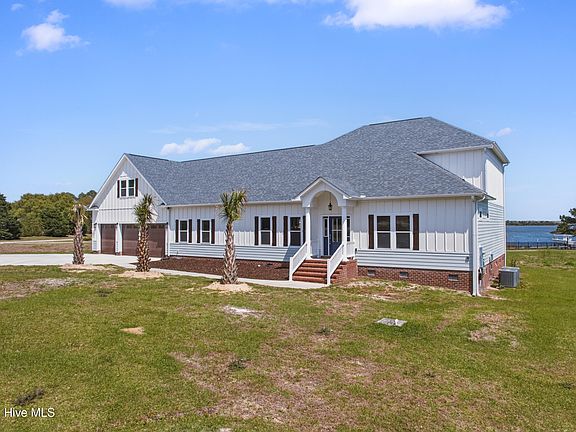 4th image of 106 Elizabeth Way Court