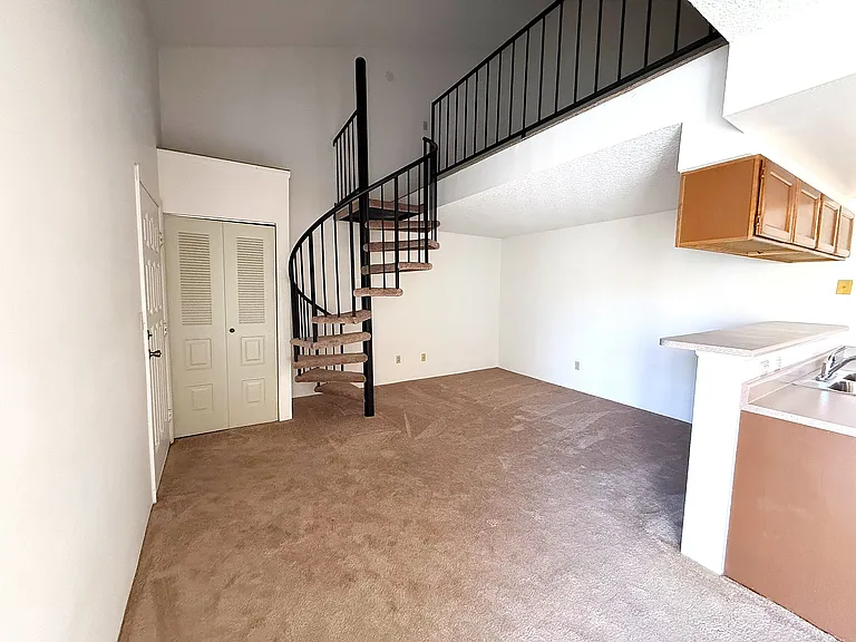 Woodstone Village Apartments — Photo 15
