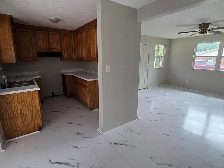 2509 Marianne St — Photo 3