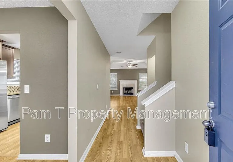 8 Rivermarsh Ct — Photo 4