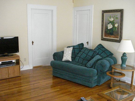 2nd image of 1721 N Alleghaney Ave