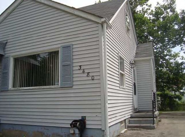 2nd image of 3480 Norwood St