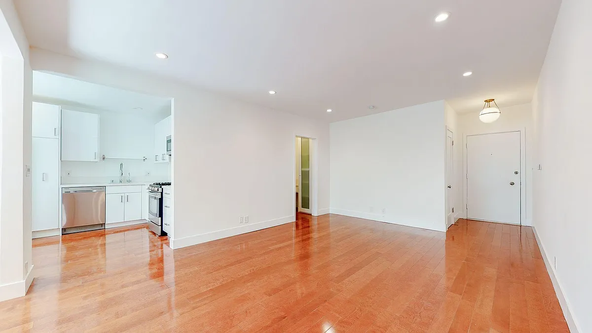 MAIN ROOM - 1737 Butler Ave #5