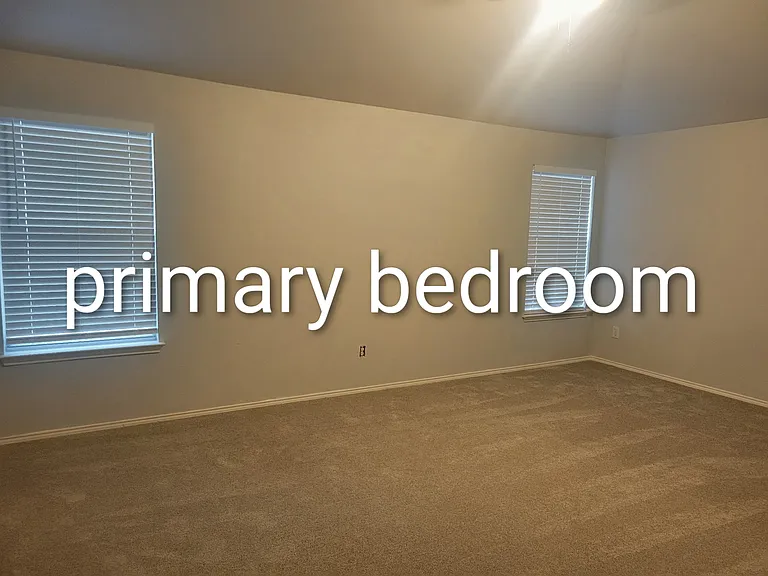 9105 Warren Dr — Photo 11