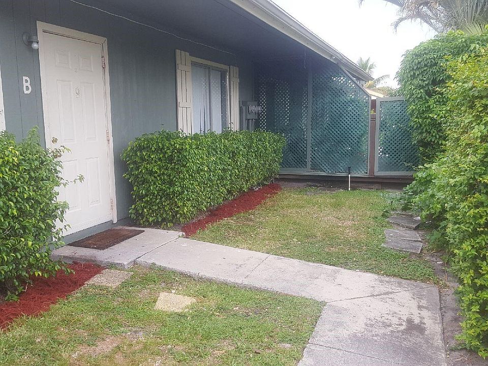 1st image of 4876 Orleans Ct APT B