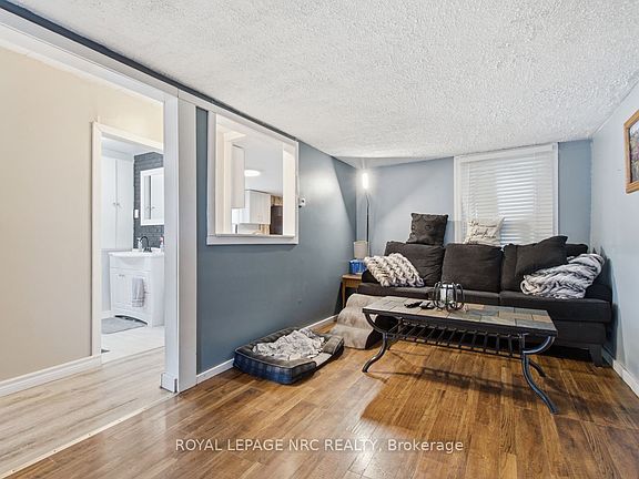 4th image of 29 Wellington St