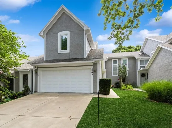 5805 Park Cir, Shawnee, KS 66216